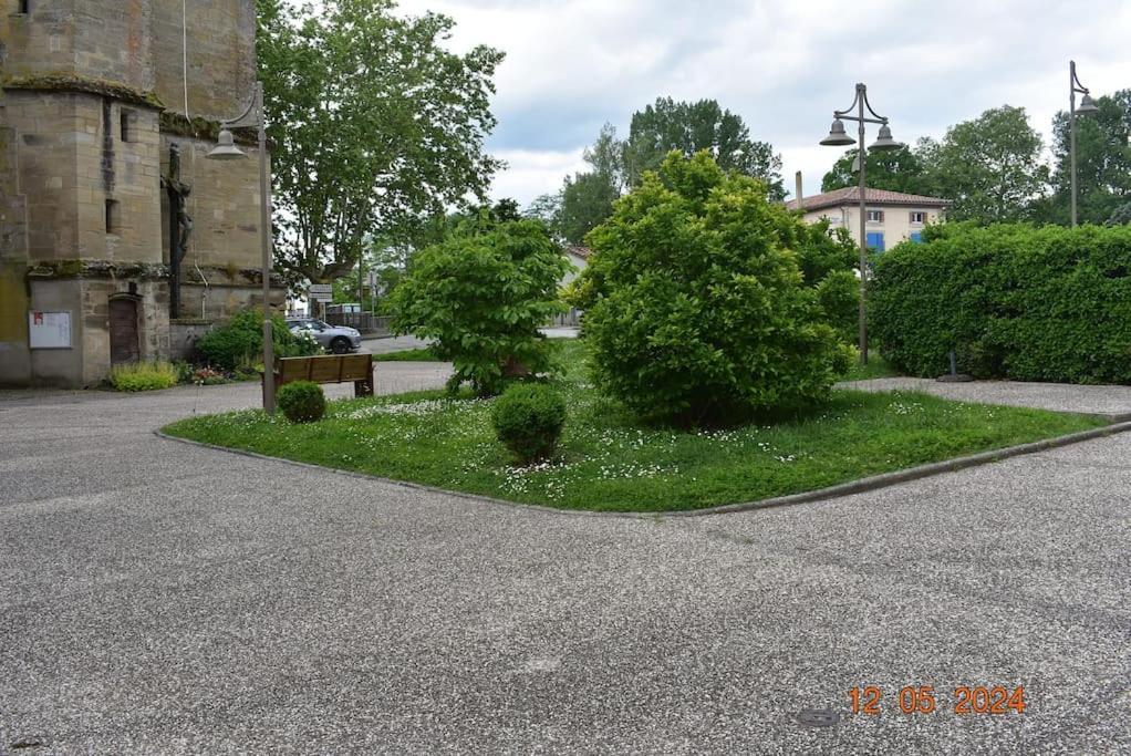 Rdc Au Coeur Du Village *